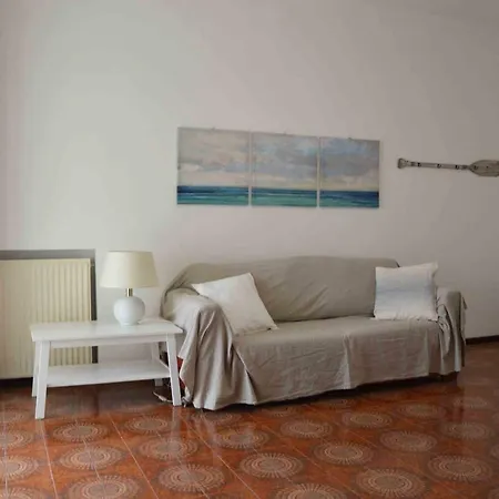 - A Casa Di Demis * 努马纳