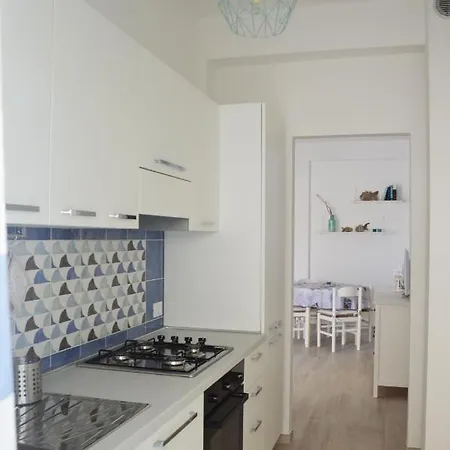 - A Casa Di Demis * Numana