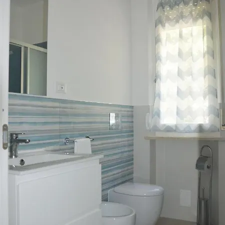 - A Casa Di Demis Apartment *