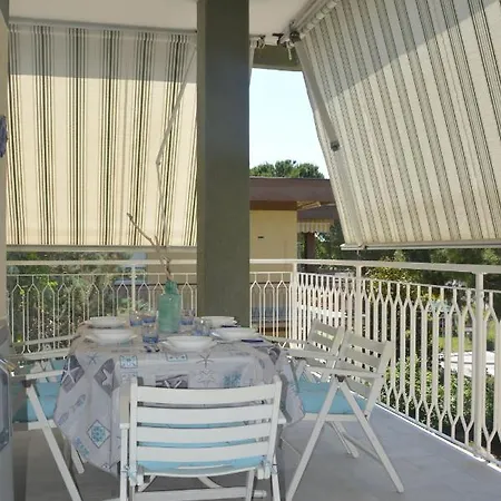 - A Casa Di Demis Apartment